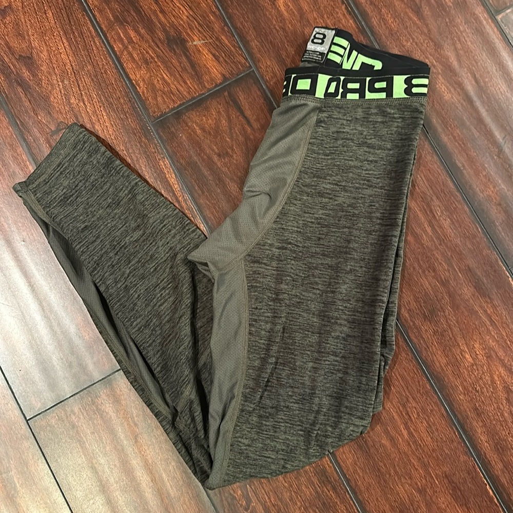 Layer 8 Pro Defend Base Layer - image 1